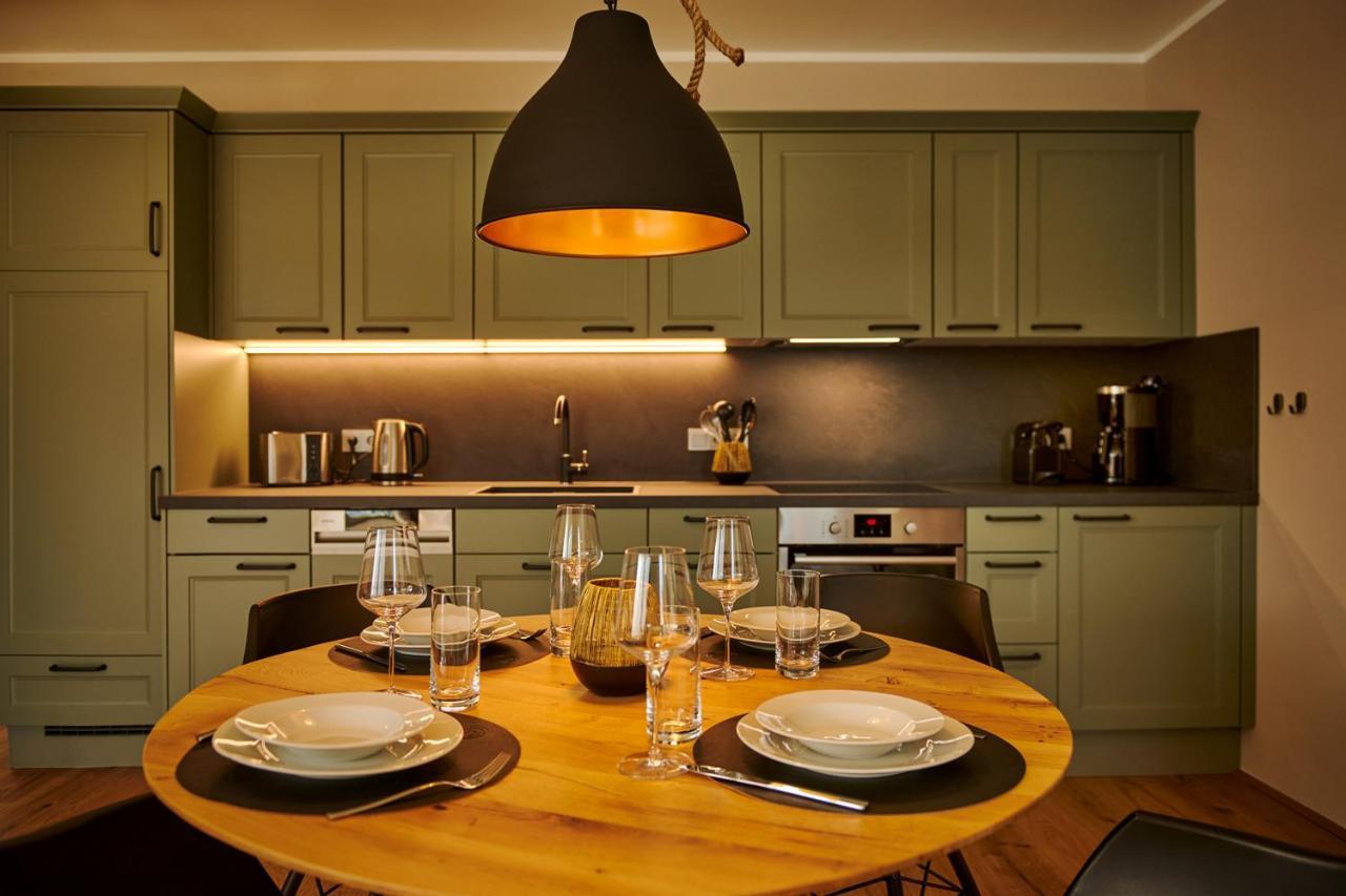 Die Tauplitz Lodges - Adler Auszeit Lodge D6 By Aa Holiday Homes Bagian luar foto