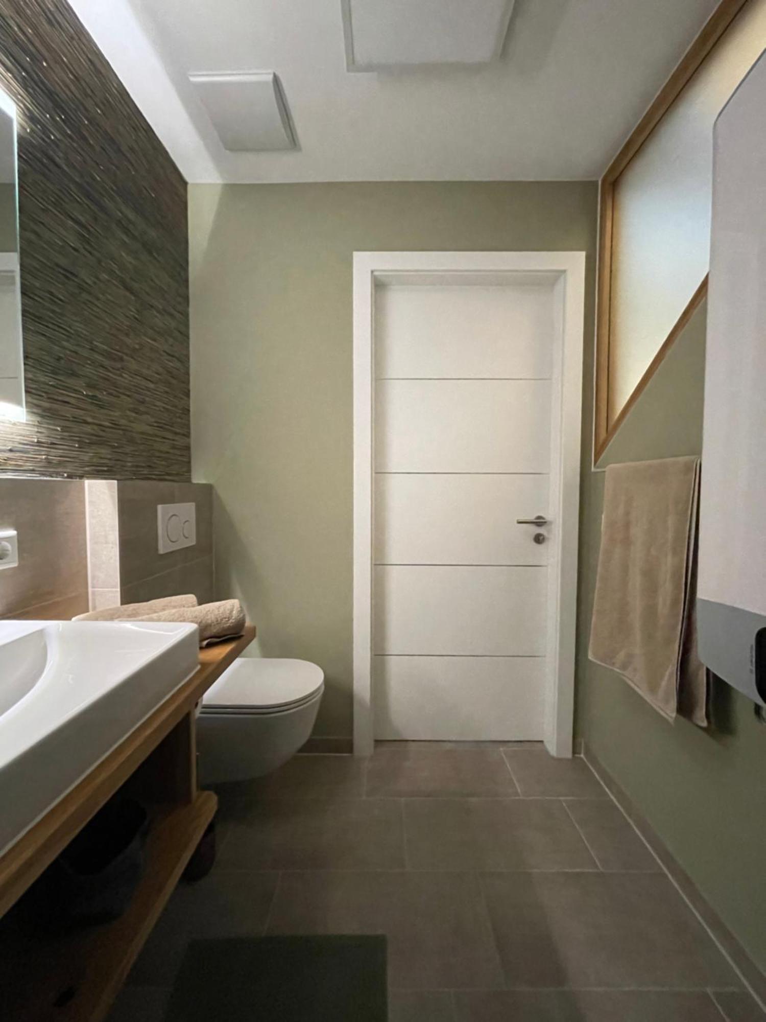 Die Tauplitz Lodges - Adler Auszeit Lodge D6 By Aa Holiday Homes Bagian luar foto